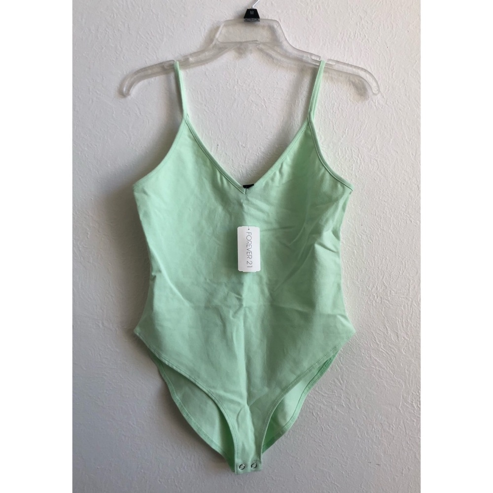 💚Light Green Body Suit💚